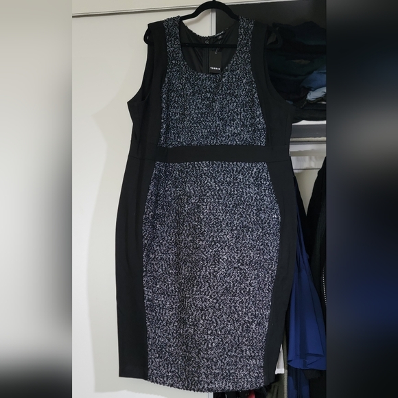 Torrid At The Knee Boucle Contour Dress BNWT - Picture 4 of 4
